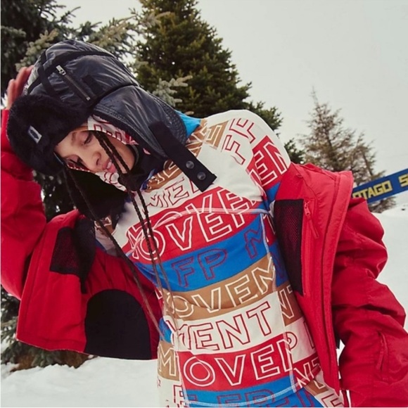 NWT Free People Movement Dawn To Dust Graphic Hoodie XS - Picture 3 of 7